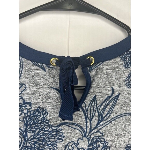 St. John’s Bay Back Bow Keyhole Long Sleeve Floral Sweater Navy/Gray Size Medium - Picture 5 of 7